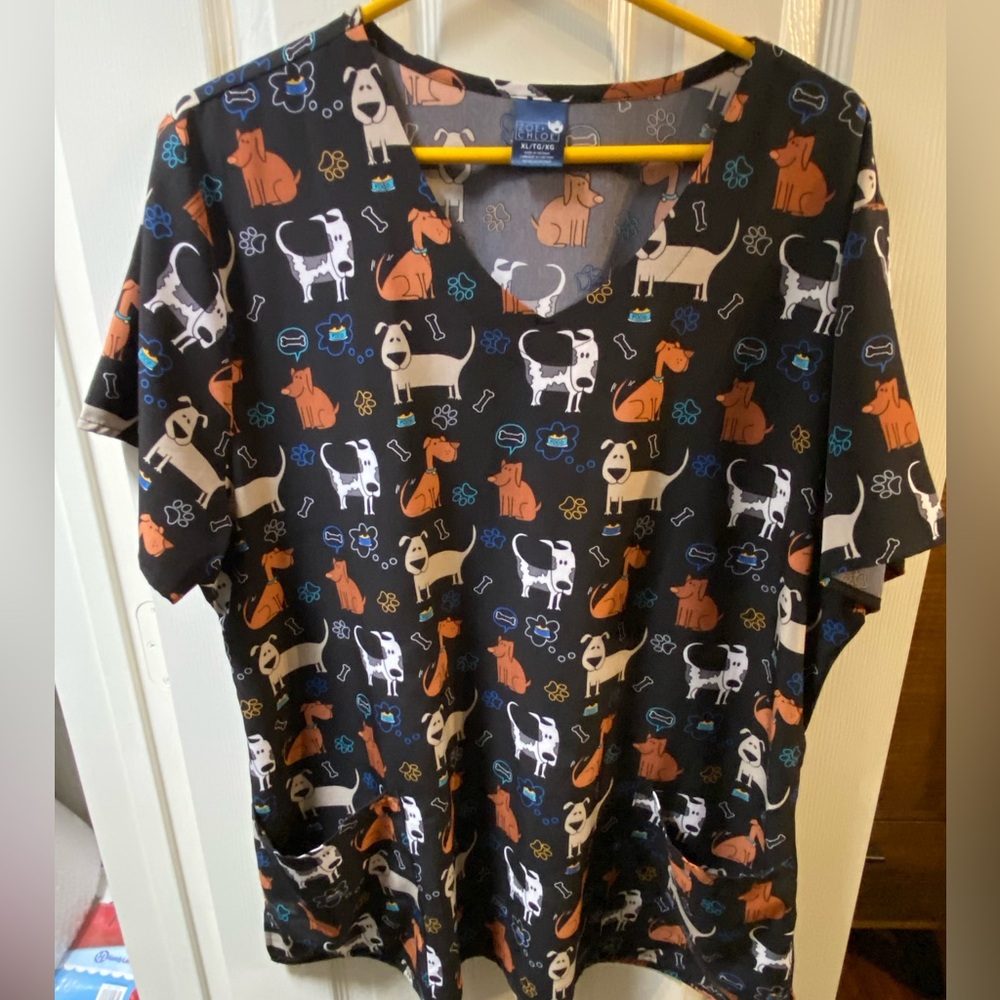 Zoe-Chloe scrub top. Cute dog scrub top, barely worn, maybe 3-4 times.